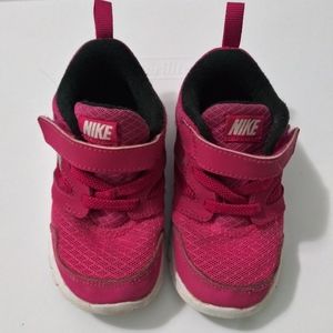 Toddler Girls Nike Sneakers